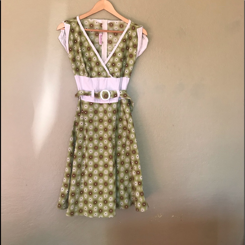 Retro Heartbreaker Dress